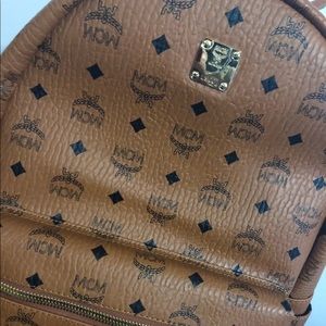 medium mcm backbag